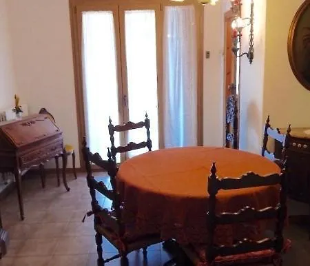 N87 - Numana, Comodo Bilocale Con Terrazzo E Garage